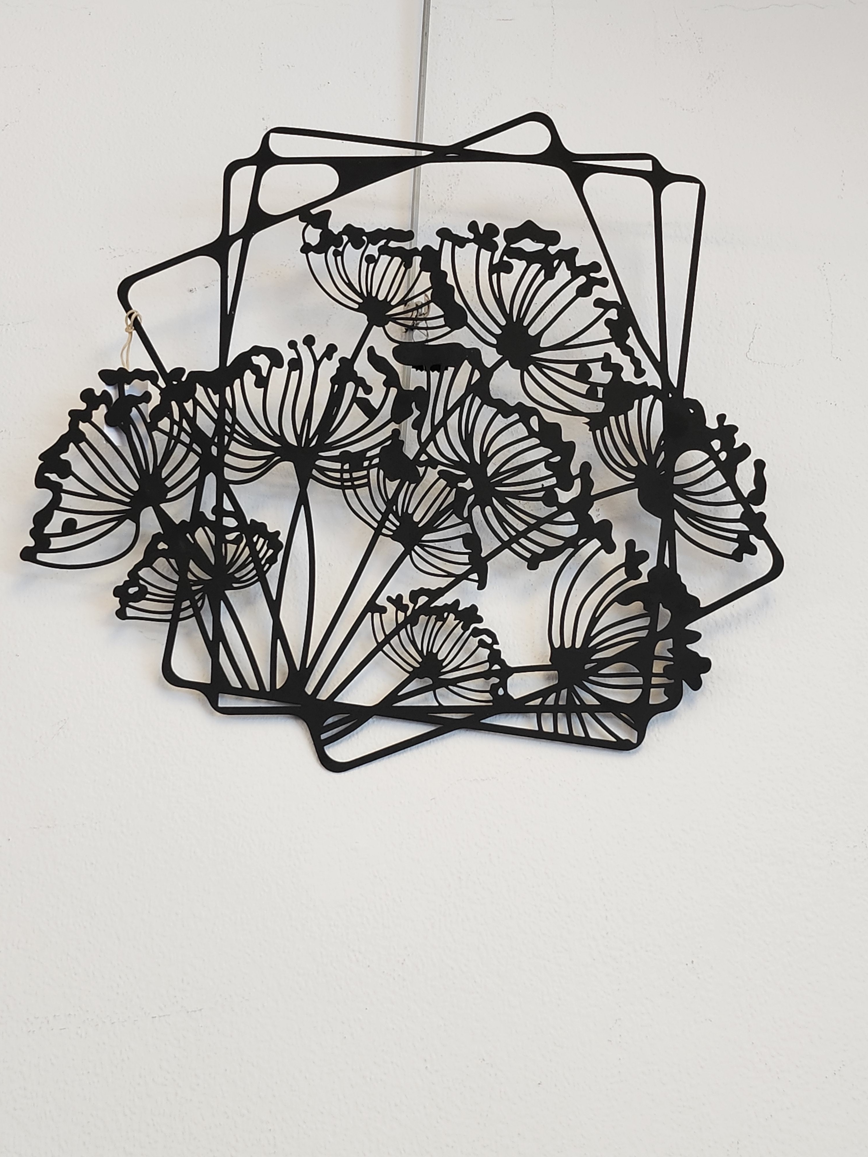 Décoration murale fleur de pissenlit en métal - noir 38x5
